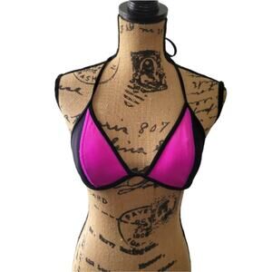 Large Victoria's Secret Pink, black & pink triangle bikini top, removable pads